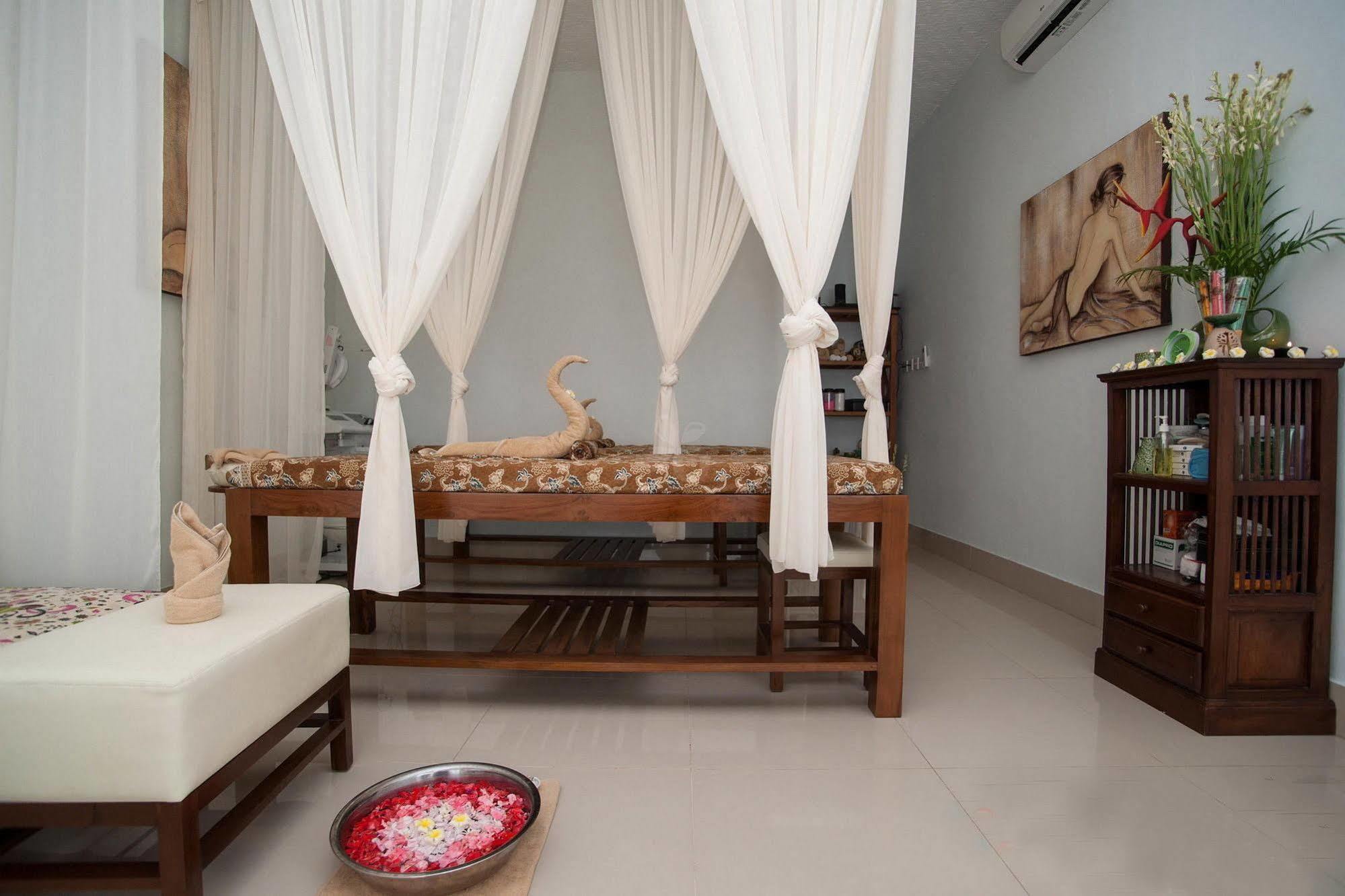 Samsara Inn Легиан Экстерьер фото